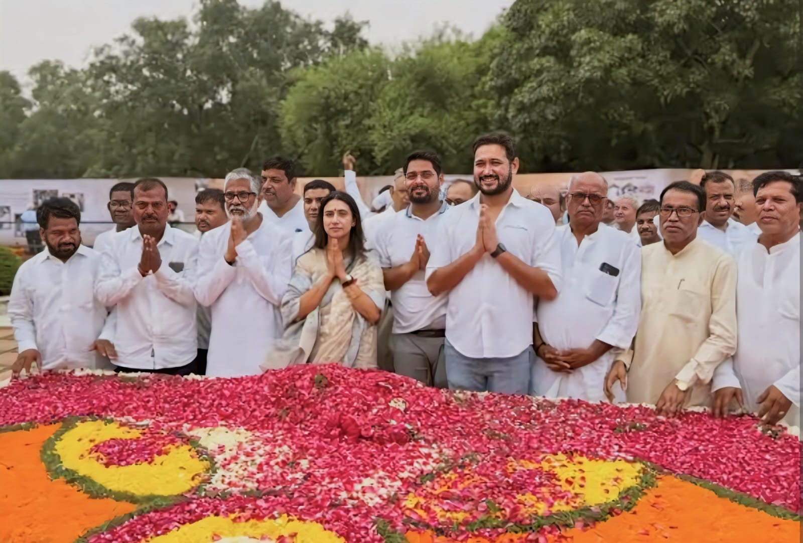 ‘युवा तुर्क’ पूर्व प्रधानमंत्री चंद्रशेखर सिंह की 19वीं पुण्यतिथि पर जननायक स्थल पर श्रद्धांजलि सभा आयोजित।